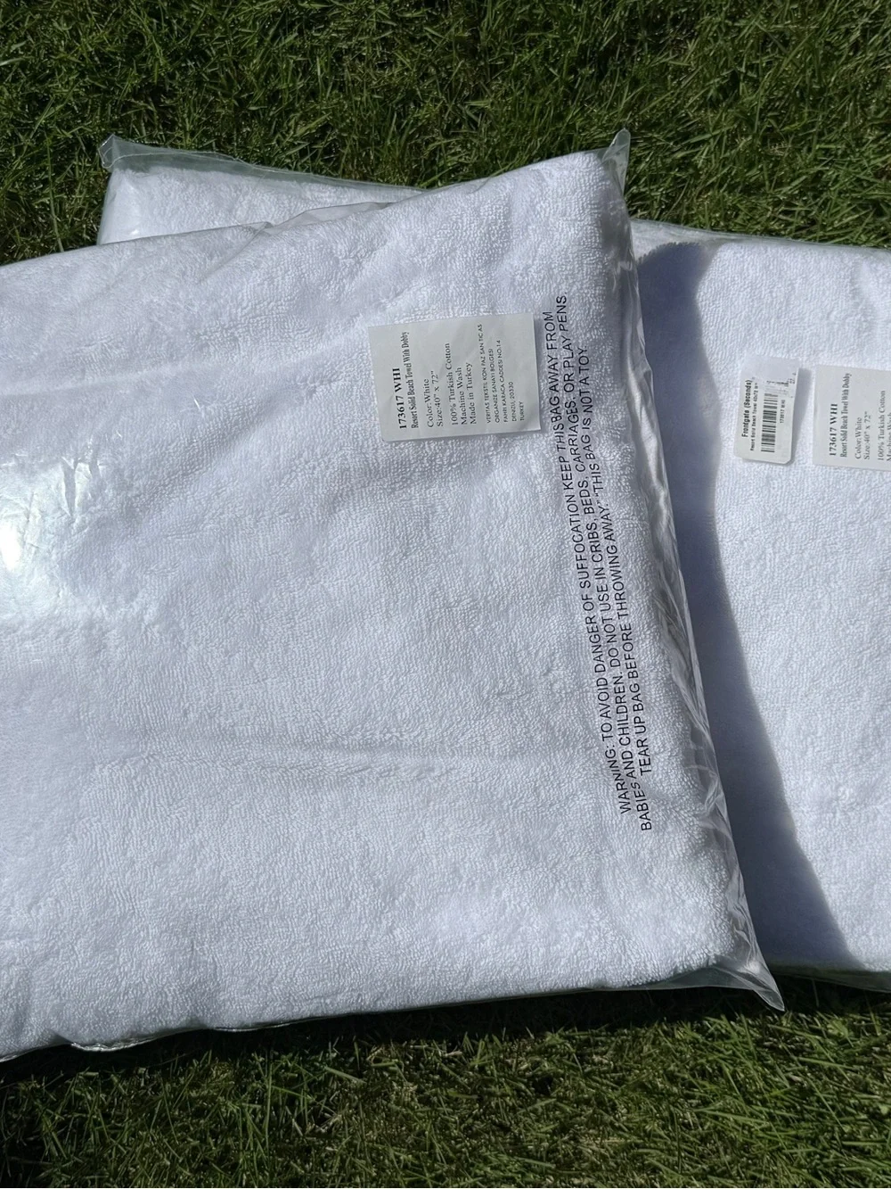 Frontgate Resort Solid Beach Towels (4) - NWT